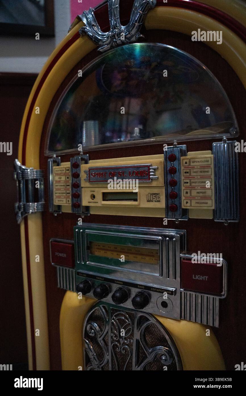 Juke-box dans Peggy Sue's Diner Banque D'Images