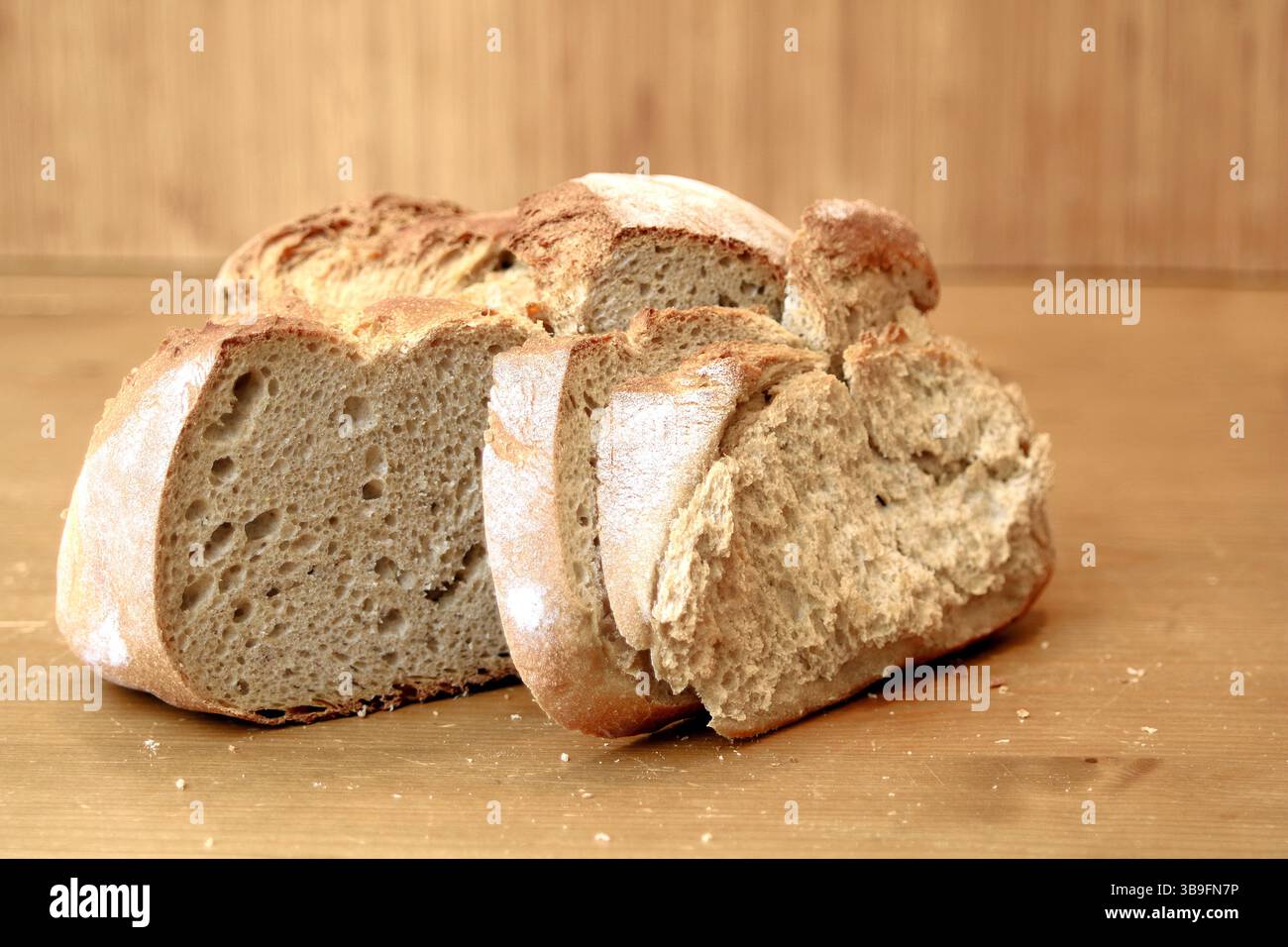 Pain de four à bois frais Banque D'Images