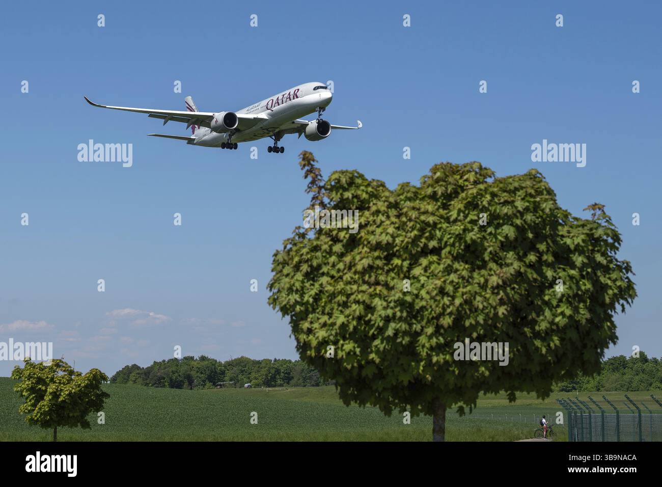 Avion Qatar Airways, A7-ALM, Airbus A350-900 Banque D'Images