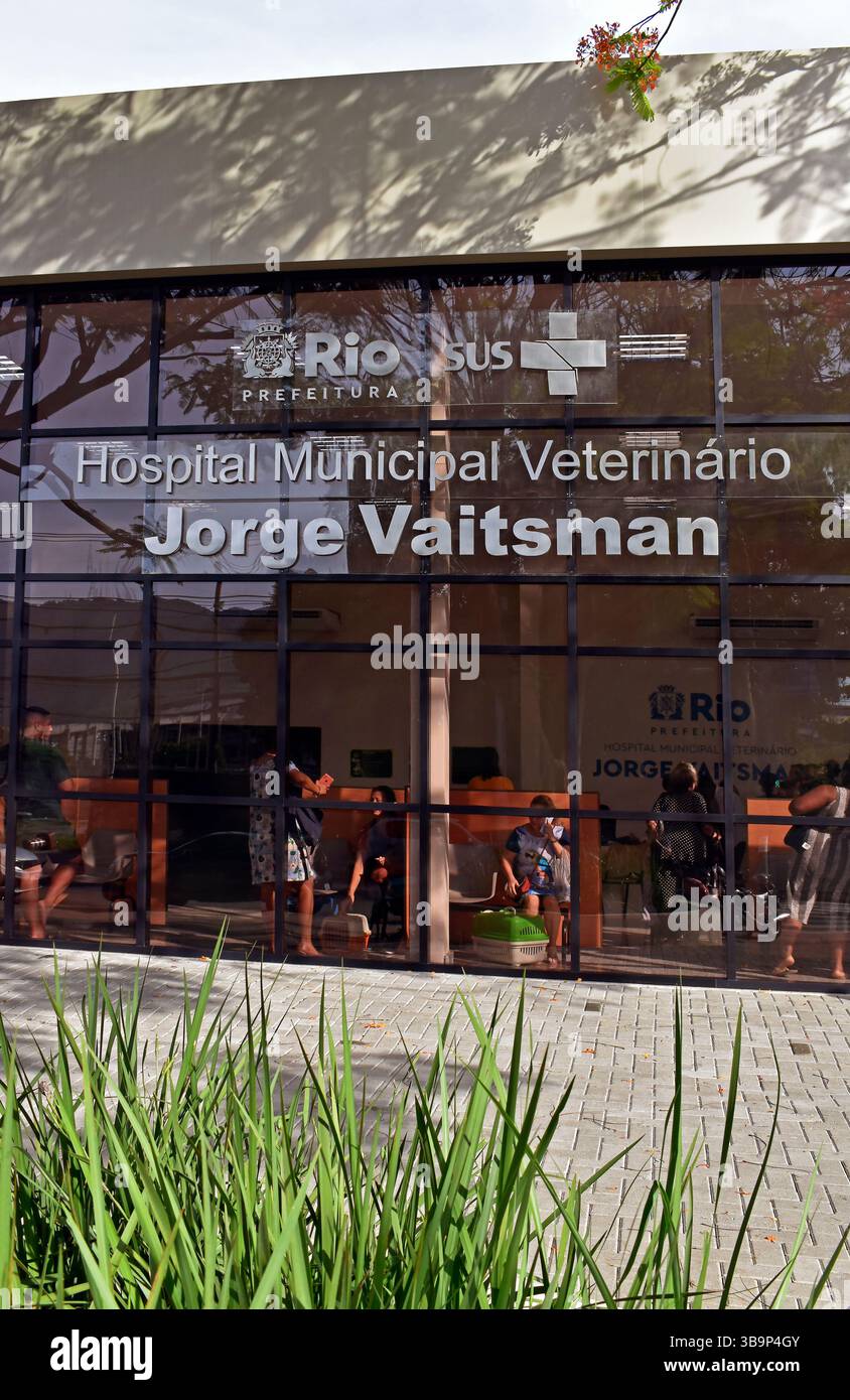 RIO DE JANEIRO, BRÉSIL - 13 décembre 2024 : façade de l'hôpital vétérinaire municipal Jorge Vaitsman Banque D'Images