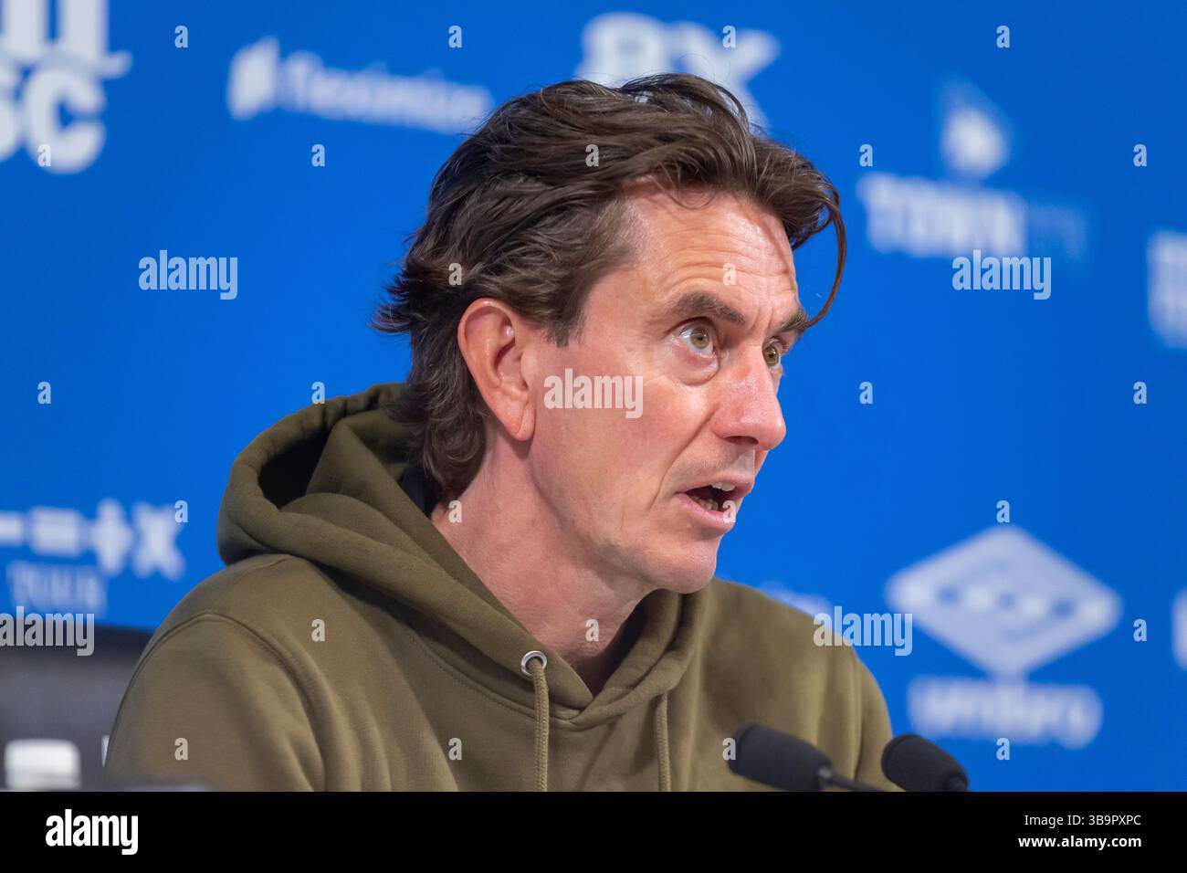 Le manager de Brentford, Thomas Frank, donne sa conférence de presse après le match de premier League entre Ipswich Town et Brentford à Portman Road, Ipswich le samedi 10 mai 2025. (Photo : David Watts | mi News) Banque D'Images