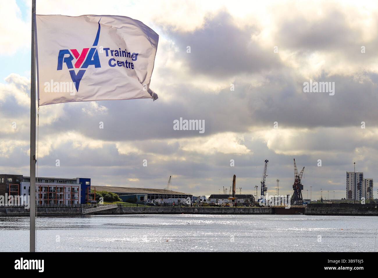 Royal Yachting Association RYA Sailing Boating Training Centre drapeau 2025 Banque D'Images