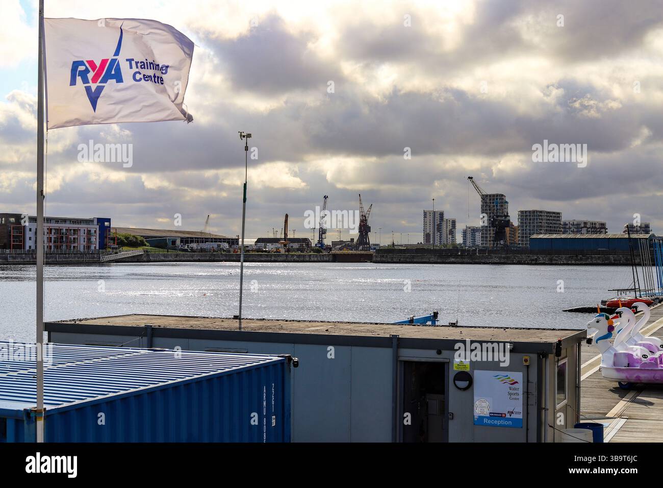 Royal Yachting Association RYA Sailing Boating Training Centre drapeau 2025 Banque D'Images