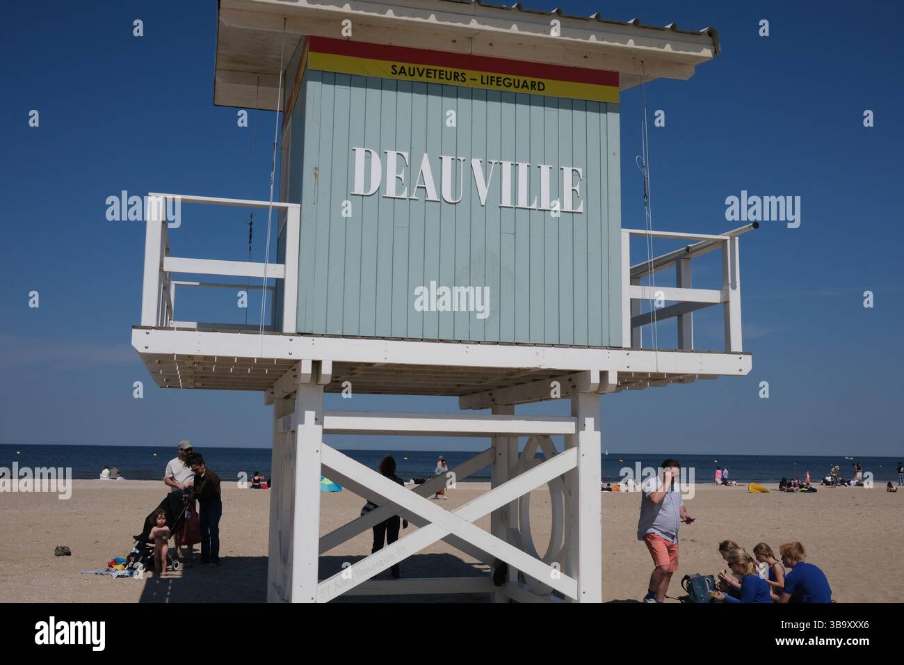 La plage de Deauville en France. Banque D'Images