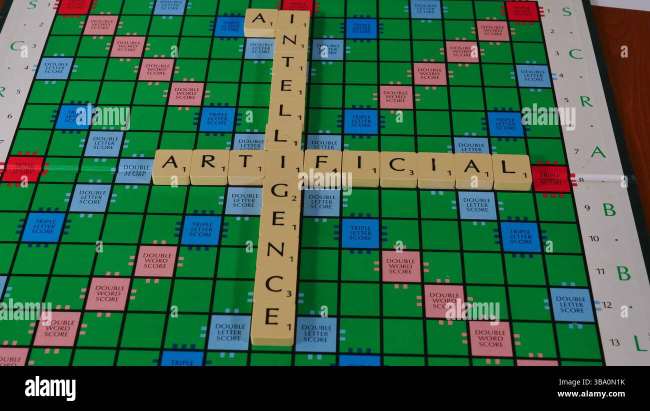 Le concept d'IA est illustré sur un tableau de Scrabble avec les mots robot, machine, Learning, Artificial Intelligence écrits en lettres Banque D'Images