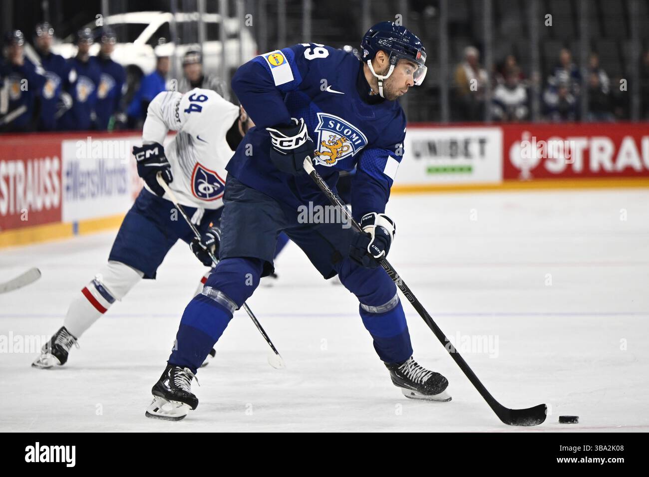 Stockholm, Suède. 11 mai 2025. STOCKHOLM, SUÈDE 20250511Avicii Arena de Stockholm, Suède, le Finlandais Ahti Oksanen lors du Championnat mondial de hockey sur glace de l'IIHF groupe A, le 11 mai 2025, entre la Finlande et la France à l'Avicii Arena de Stockholm, en Suède. Photo : Christine Olsson/TT/Code 10430 crédit : TT News Agency/Alamy Live News Banque D'Images