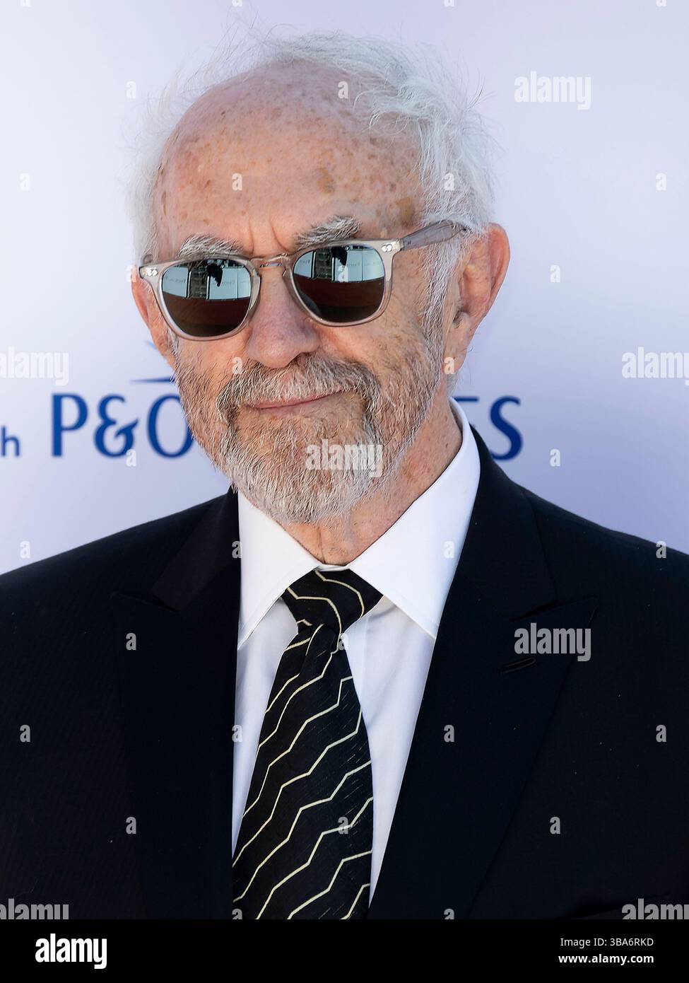11 mai 2025, Londres, Angleterre, Royaume-Uni - Jonathan Pryce présent aux BAFTA TV Awards 2025, Royal Festival Hall Banque D'Images