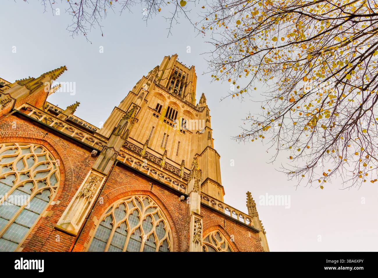 Église historique dans le centre-ville d'Arnhem, pays-Bas Banque D'Images
