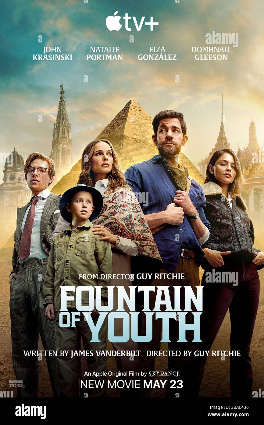 Fountain of Youth (2025) réalisé par Guy Ritchie et mettant en vedette John Krasinski, Natalie Portman et Domhnall Gleeson. Les aventuriers courent pour découvrir la légendaire Fontaine de la Jeunesse, affrontant d'anciens pièges et des rivaux modernes dans une quête de globe-trotter. Affiche publicitaire À USAGE ÉDITORIAL EXCLUSIF. Crédit : BFA / Apple films originaux Banque D'Images