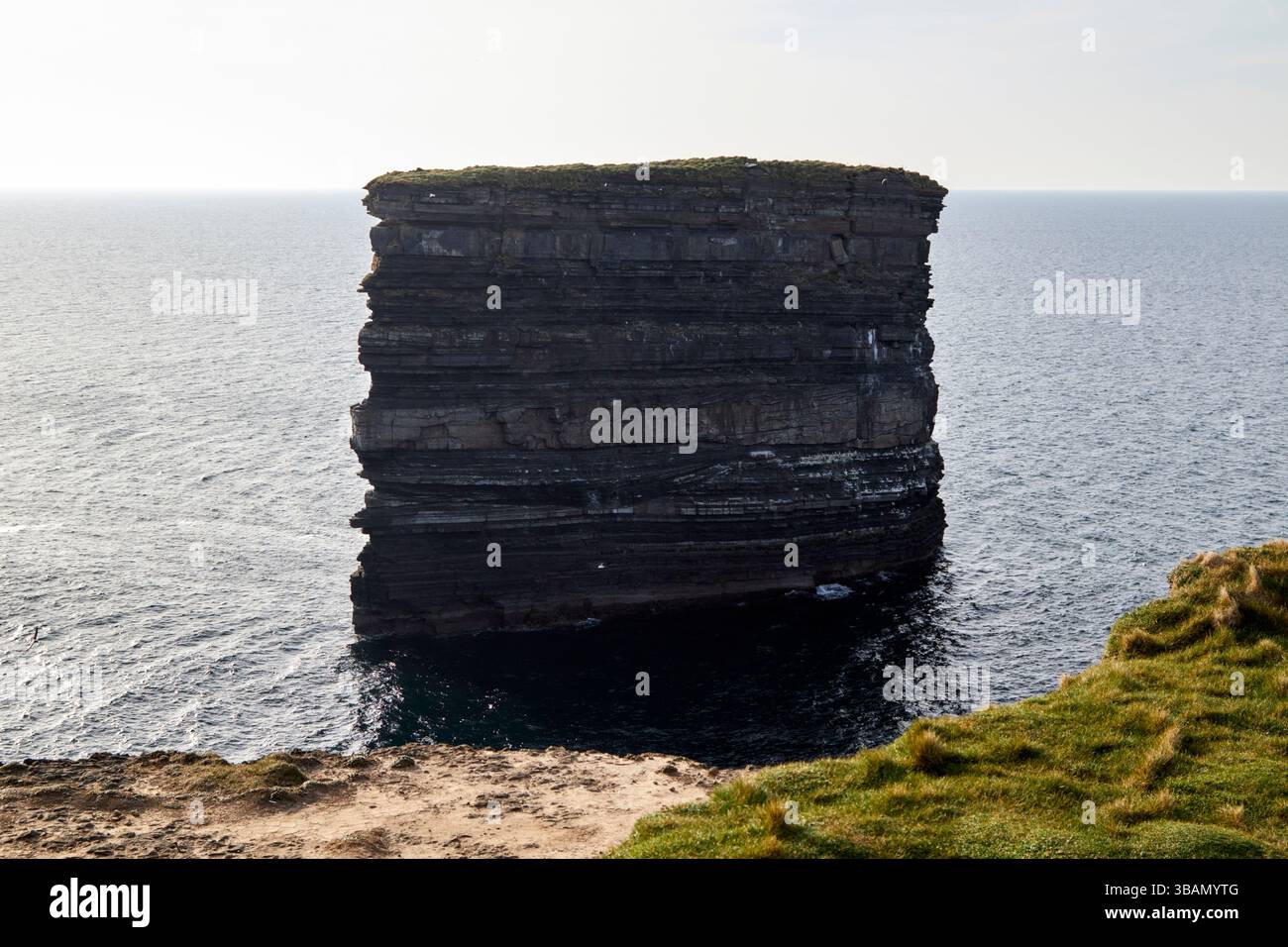 dun briste sea stack downpatrick head county mayo république d'irlande Banque D'Images