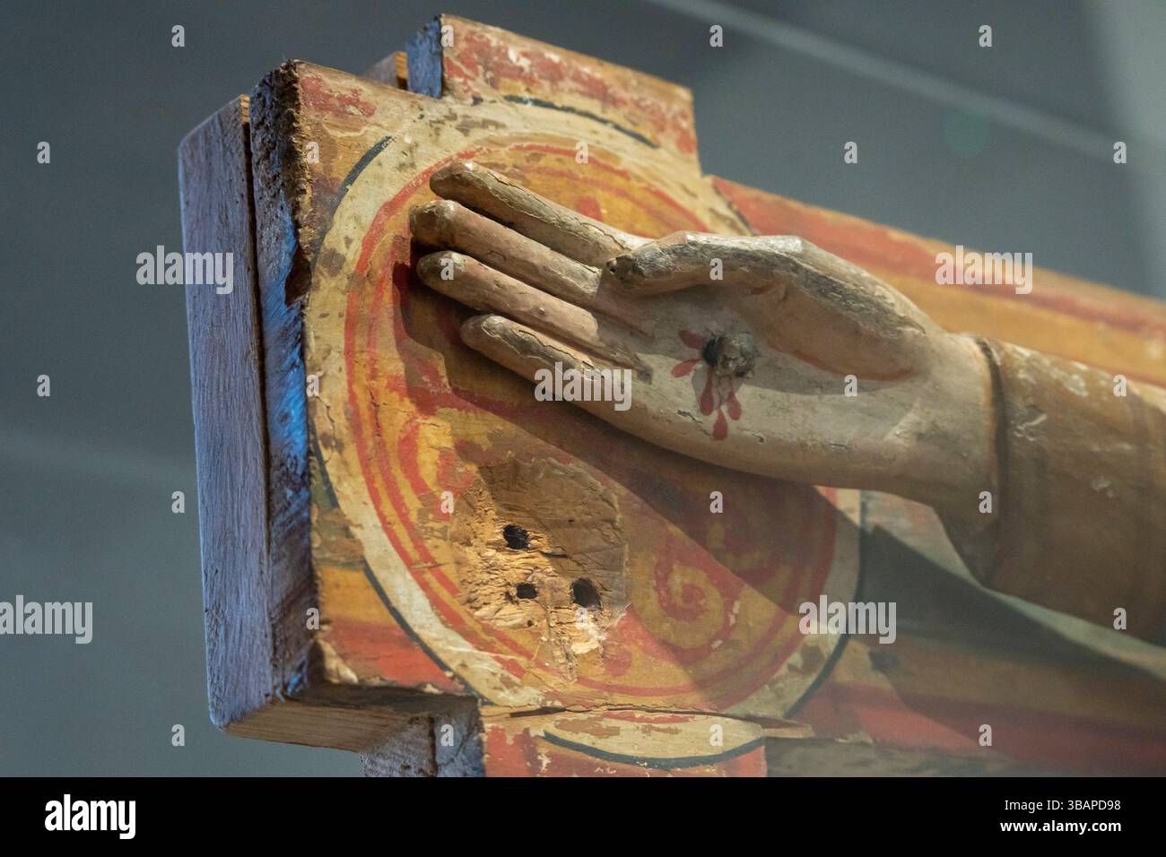 Main du Christ crucifié, Saint Christ en Majesté, détail, XIIe siècle, monastère de Sant Miquel de Cruilles, musée d'art de Gérone, Gérone, Catalogne, SP Banque D'Images