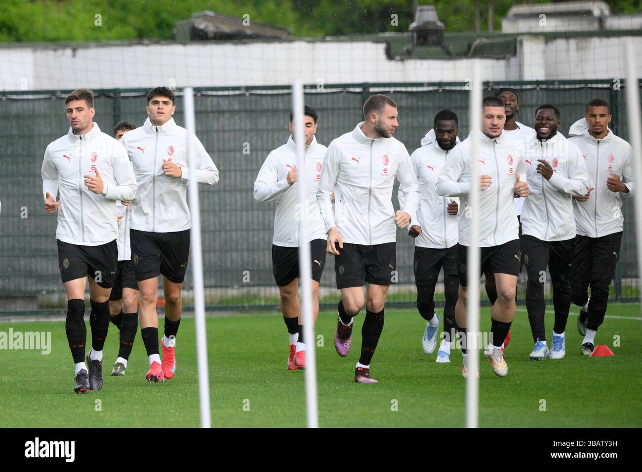 Roma, Italie. 13 mai 2025. Lors de la séance d’entraînement avant la finale de la Coppa Italia entre Milan et Bologne au Centre d’entraînement Olympique Giulio Onesti à Rome, Italie. Mardi 13 mai 2025. Sport Soccer (photo de Fabrizio Corradetti/LaPresse) crédit : LaPresse/Alamy Live News Banque D'Images