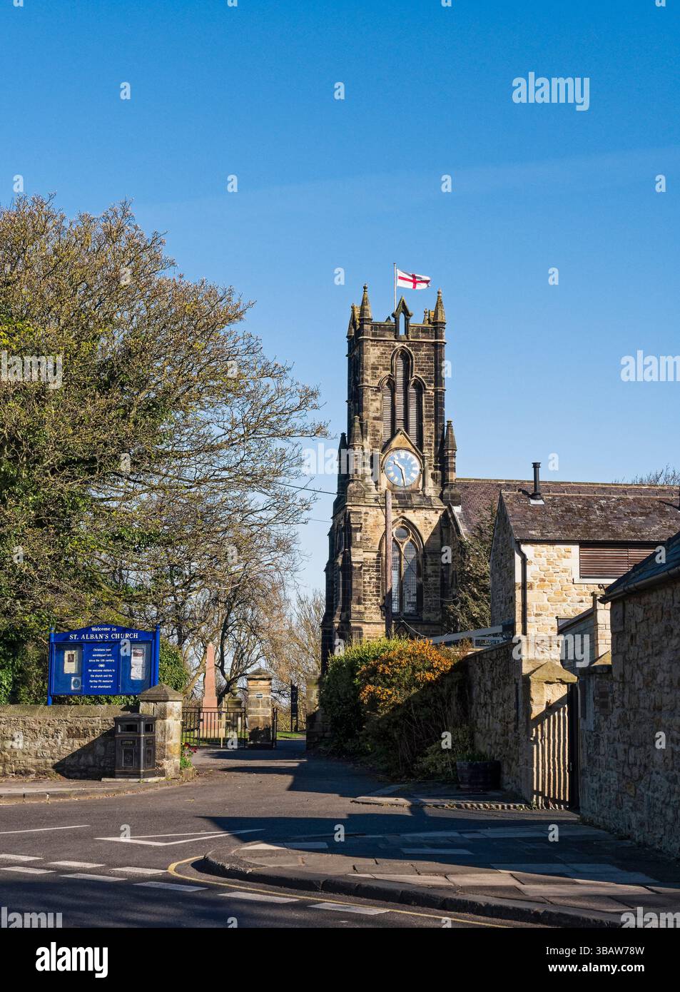 Extérieur de l'église St Alban dans le village de Earsdon, North Tyneside, Royaume-Uni Banque D'Images