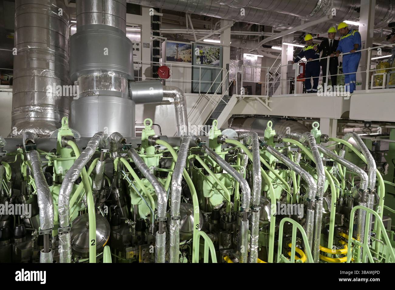 DANEMARK, Aabenraa Havn, porte-conteneurs Laura Maersk propulsé avec le premier e-méthanol de l'usine Power-to-X de Kassø, de l'usine Kassoe d'European Energy et de Mitsui, en utilisant du CO2 biogénique provenant localement de l'usine Biogas de Tønder, moteur principal de méthanol Banque D'Images
