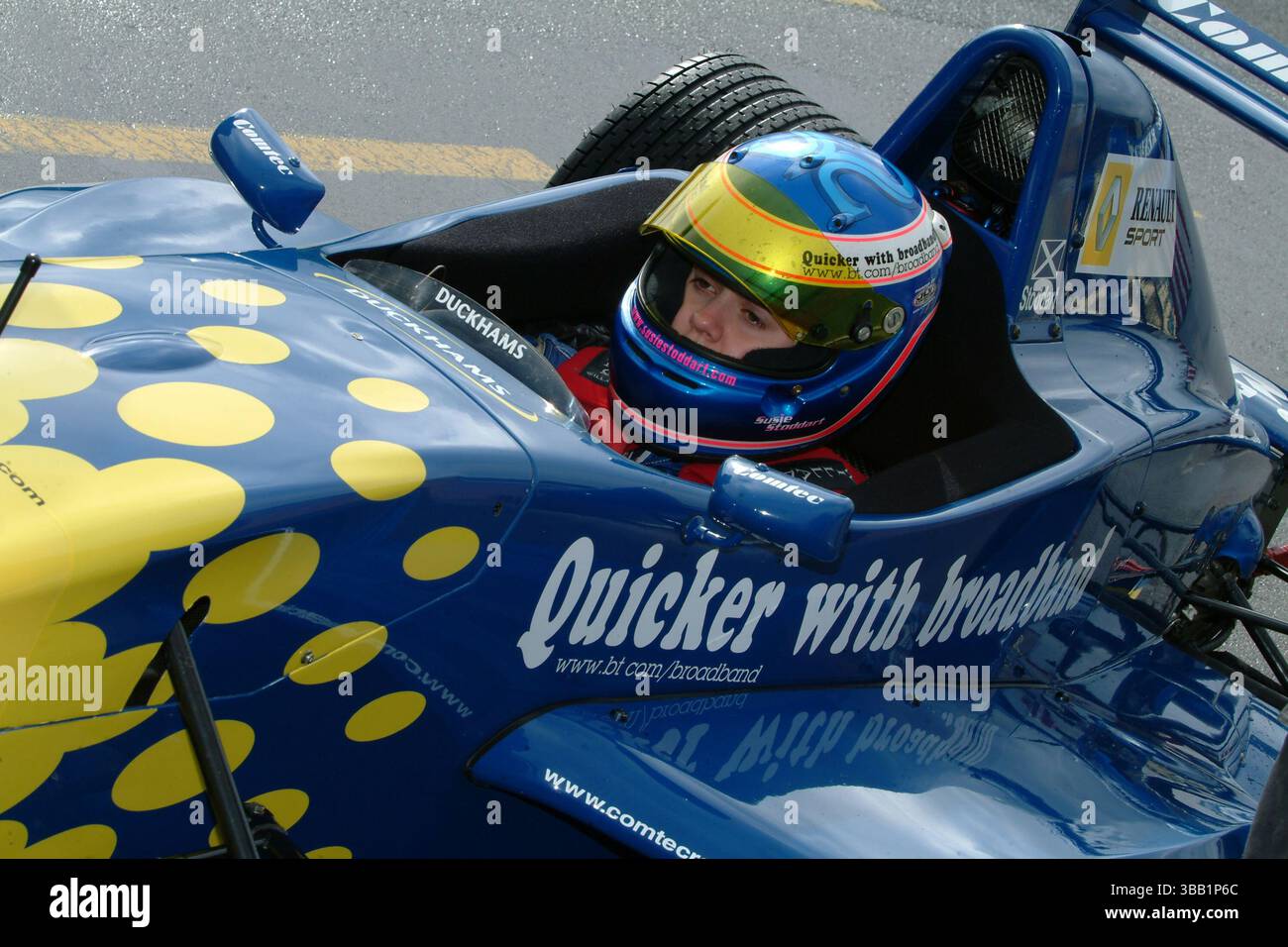 Suzie Wolff, ancienne pilote automobile écossaise et actuelle directrice générale de la F1 Academy, a été photographiée ici pendant les premières années de sa carrière dans le sport automobile. Banque D'Images