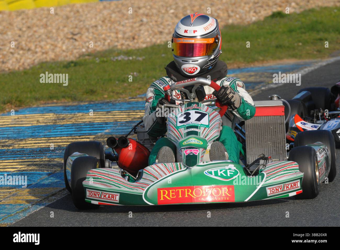 Paul-Loup Chatin, un pilote automobile professionnel français, a réalisé des réalisations significatives dans la catégorie LMP2, obtenant des victoires dans les European le Mans Series en 2014 et 2019, Chatin qui concourt actuellement avec l'Alpine Endurance Team est représenté ici plus tôt dans sa carrière en Motorsport. Banque D'Images