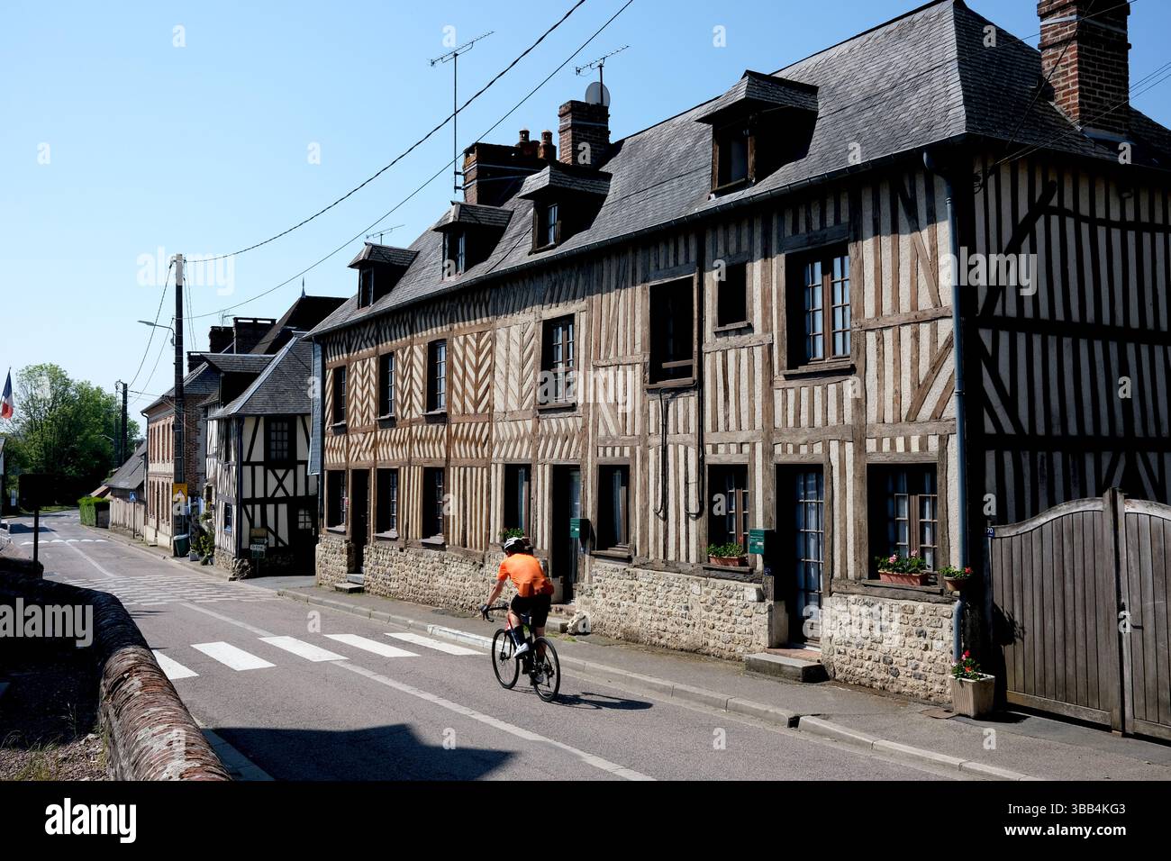 Le village de Genneville en Normandie, France, 2025 Banque D'Images