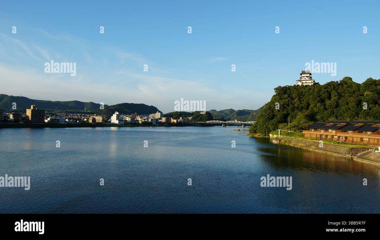 Inuyama - ville historique du château et charme pittoresque au Japon Banque D'Images