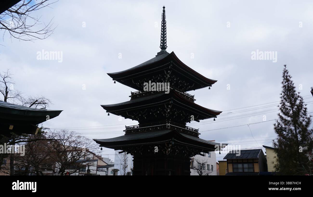 Takayama Cityscape : mélange de tradition et de nature Banque D'Images
