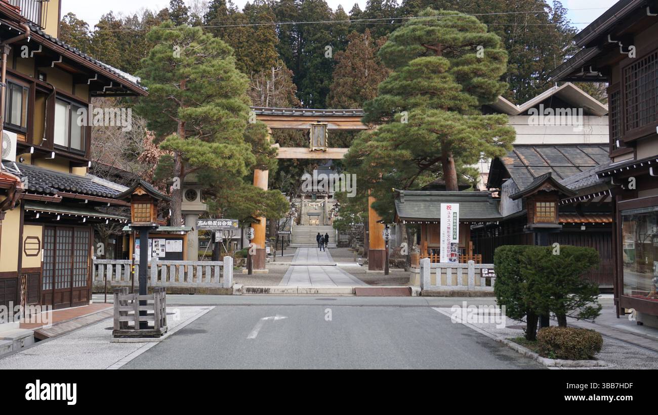 Takayama Cityscape : mélange de tradition et de nature Banque D'Images