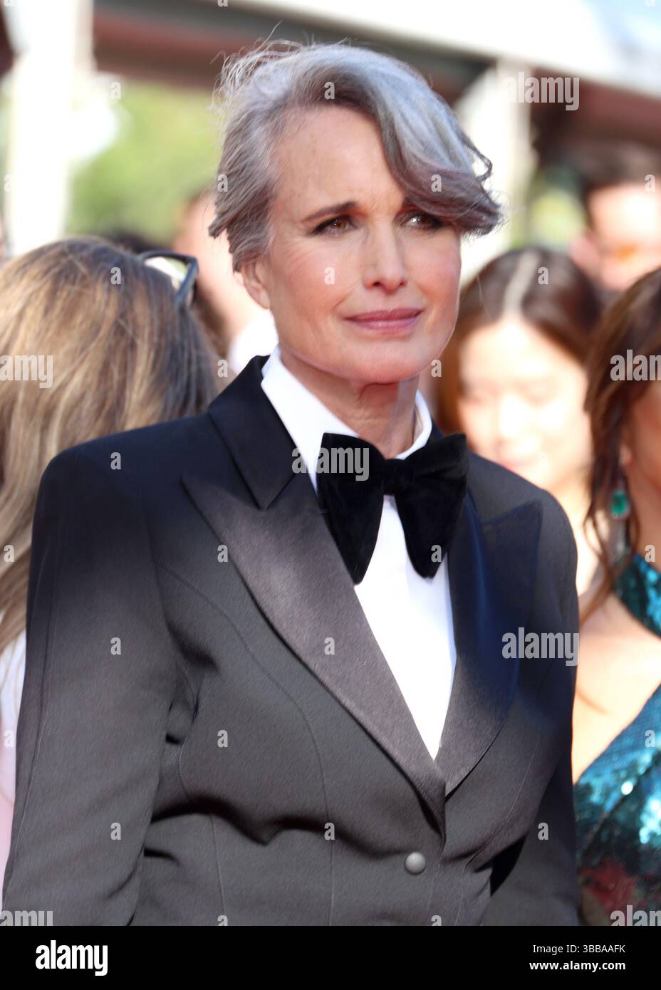Andie McDowellassiste au tapis rouge « Mission impossible - The final Reckoning » au 78e Festival de Cannes au Palais des Festivals le 14 mai 2025 à Cannes, France. Photo : DGP/imageSPACE /MediaPunch Banque D'Images