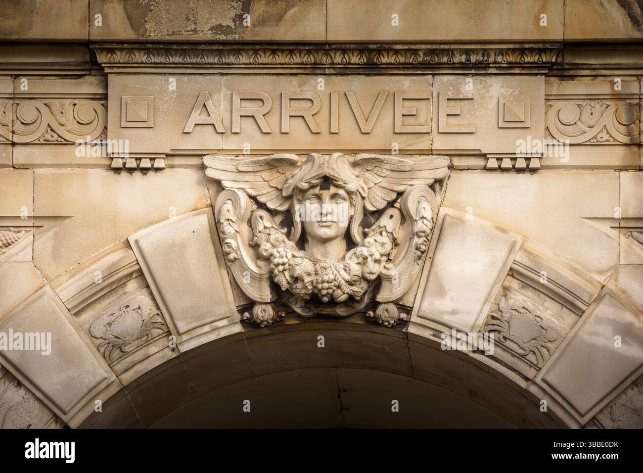 MARSEILLE, FRANCE - 10 nov. 2018 - décoration d'escaliers près de la gare Saint Charles à Marseille Banque D'Images