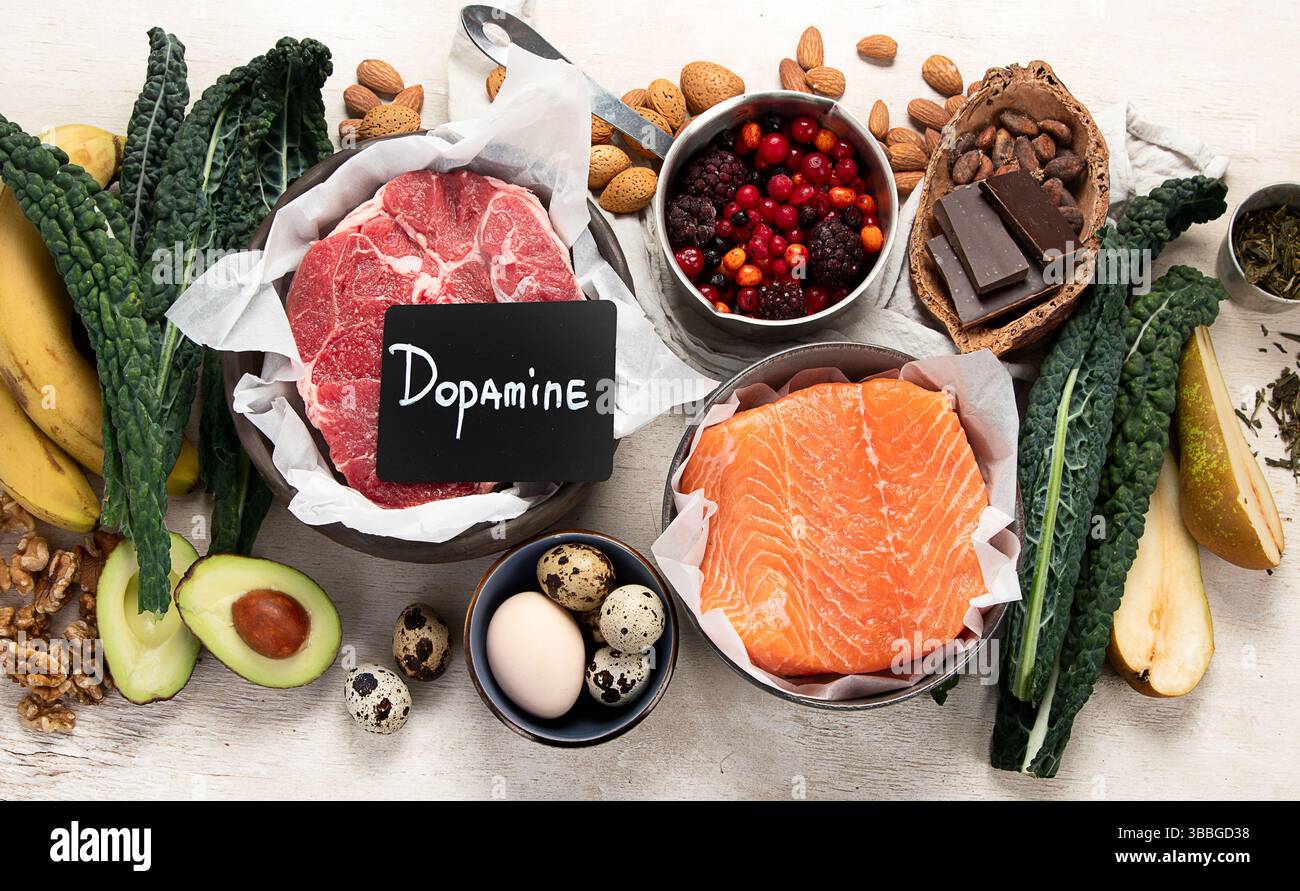 Aliments stimulant la production de dopamine, produits riches en vitamines Banque D'Images