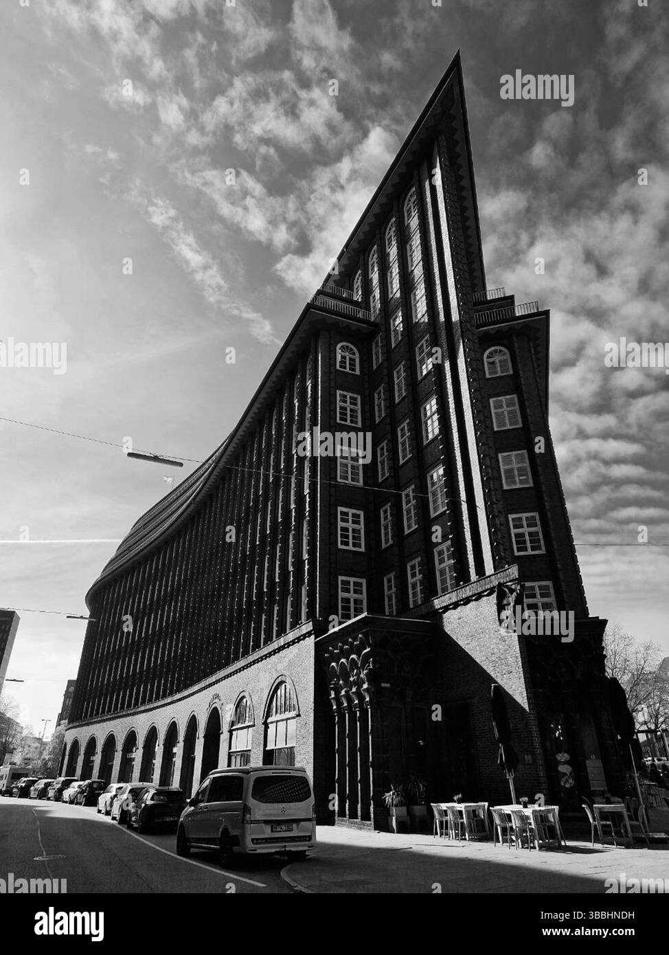 Conception architecturale unique d'un bâtiment emblématique à Hambourg Banque D'Images