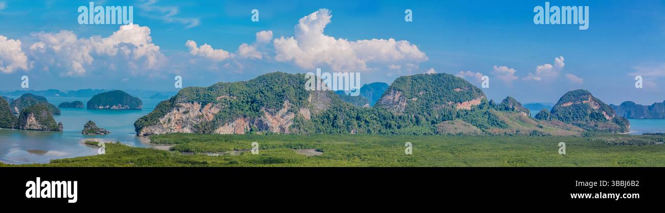 PHA Nga Bay en Thaïlande magnifique point de vue panorama paysage d'en haut. Touristique thaïlandais destination pittoresque populaire vue spectaculaire Phuket Banque D'Images