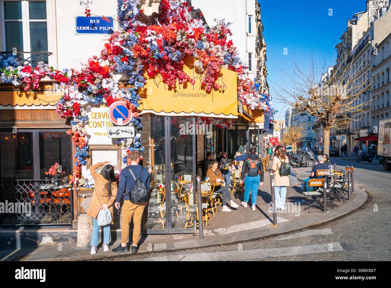 Café aux Vieux Paris, Montmartre Paris, France, Europe Banque D'Images