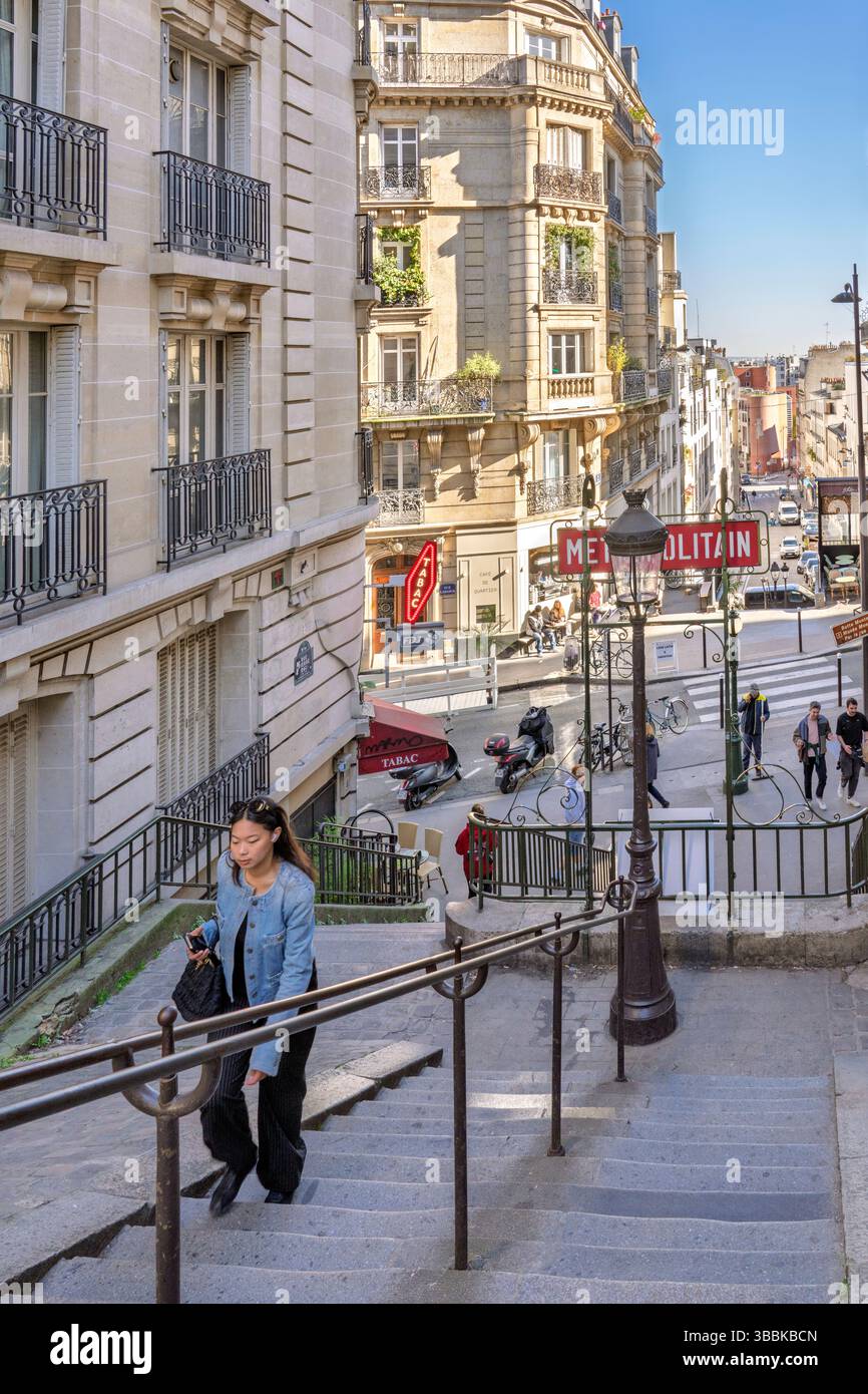 Entrée du métro , Montmartre Paris, France,Europe Banque D'Images