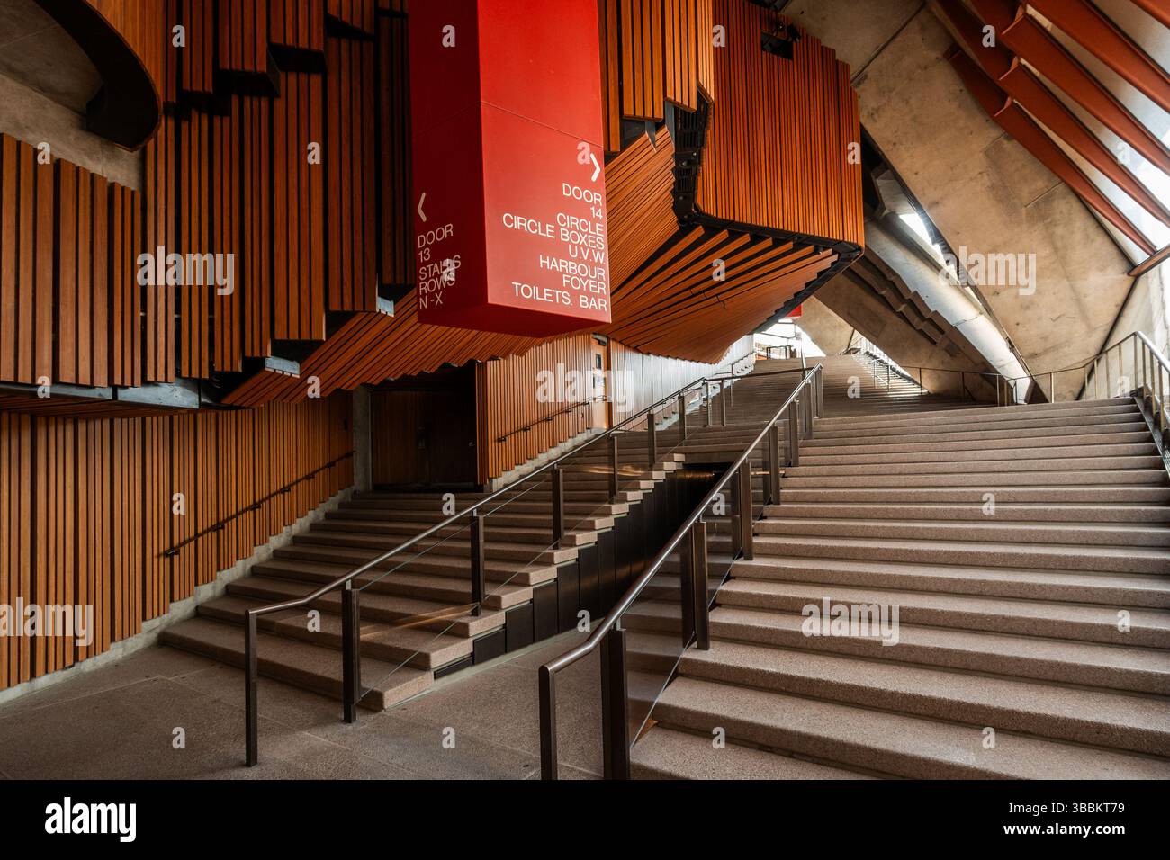 Intérieur de l'Opéra de Sydney montrant une structure de toit en béton Banque D'Images