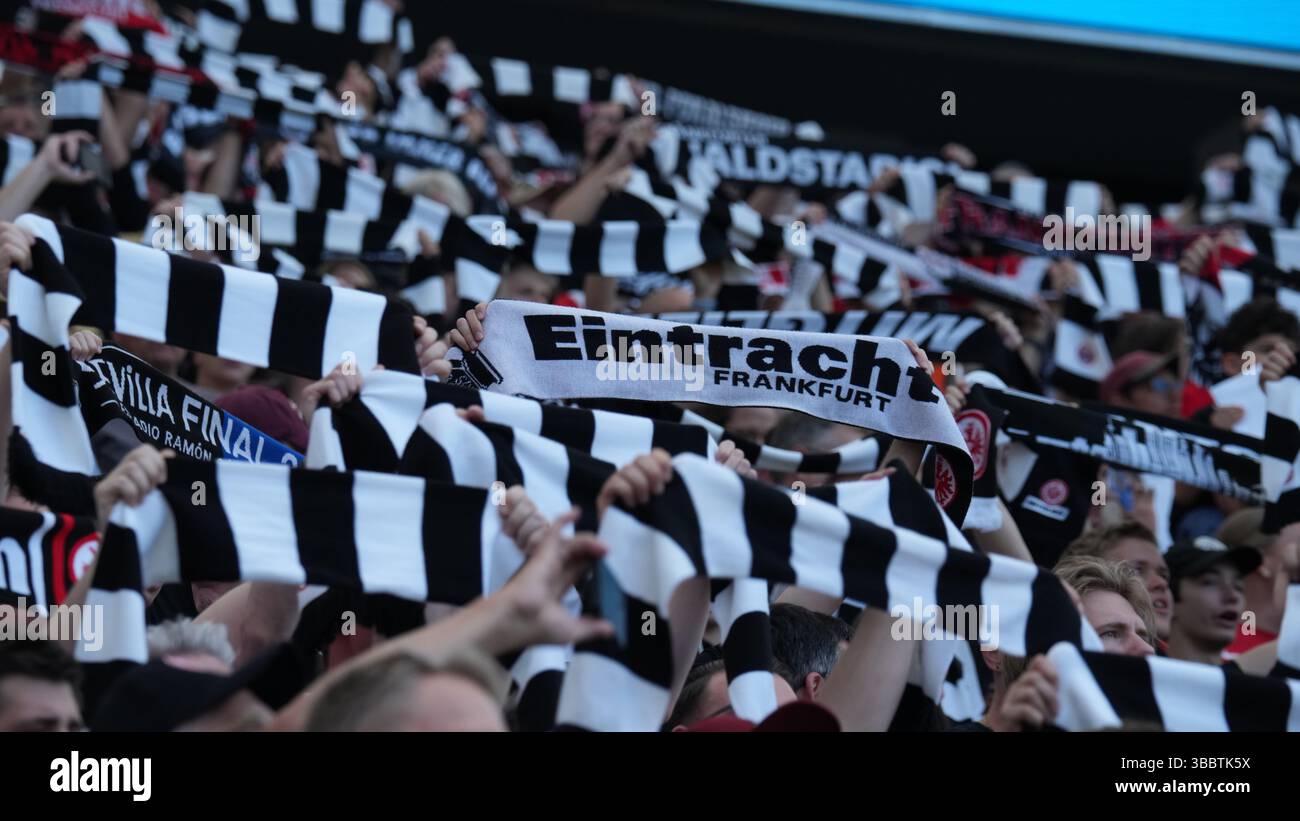 Bundesliga MD33 : Eintracht Frankfurt vs Pauli au Deutsche Bank Stadium, Francfort Allemagne. Banque D'Images