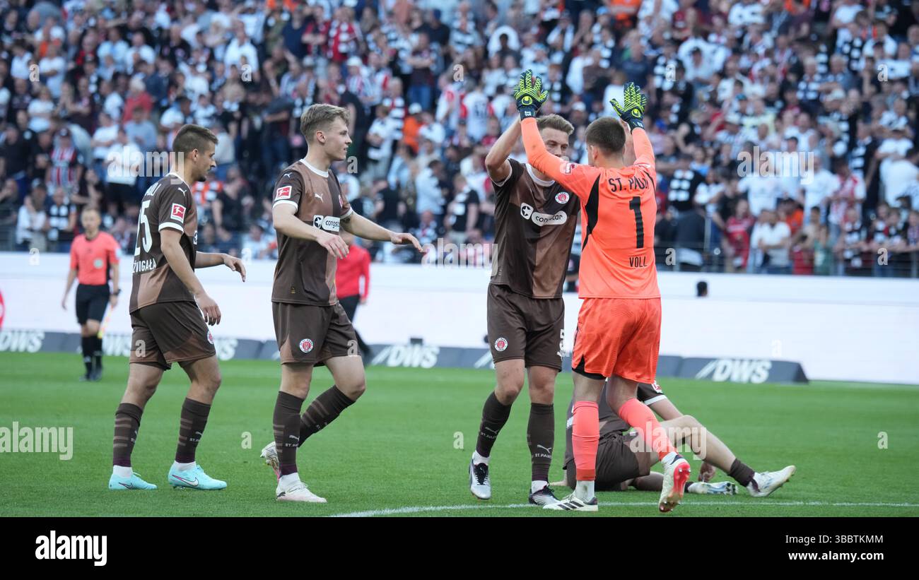 Bundesliga MD33 : Eintracht Frankfurt vs Pauli au Deutsche Bank Stadium, Francfort Allemagne. Banque D'Images