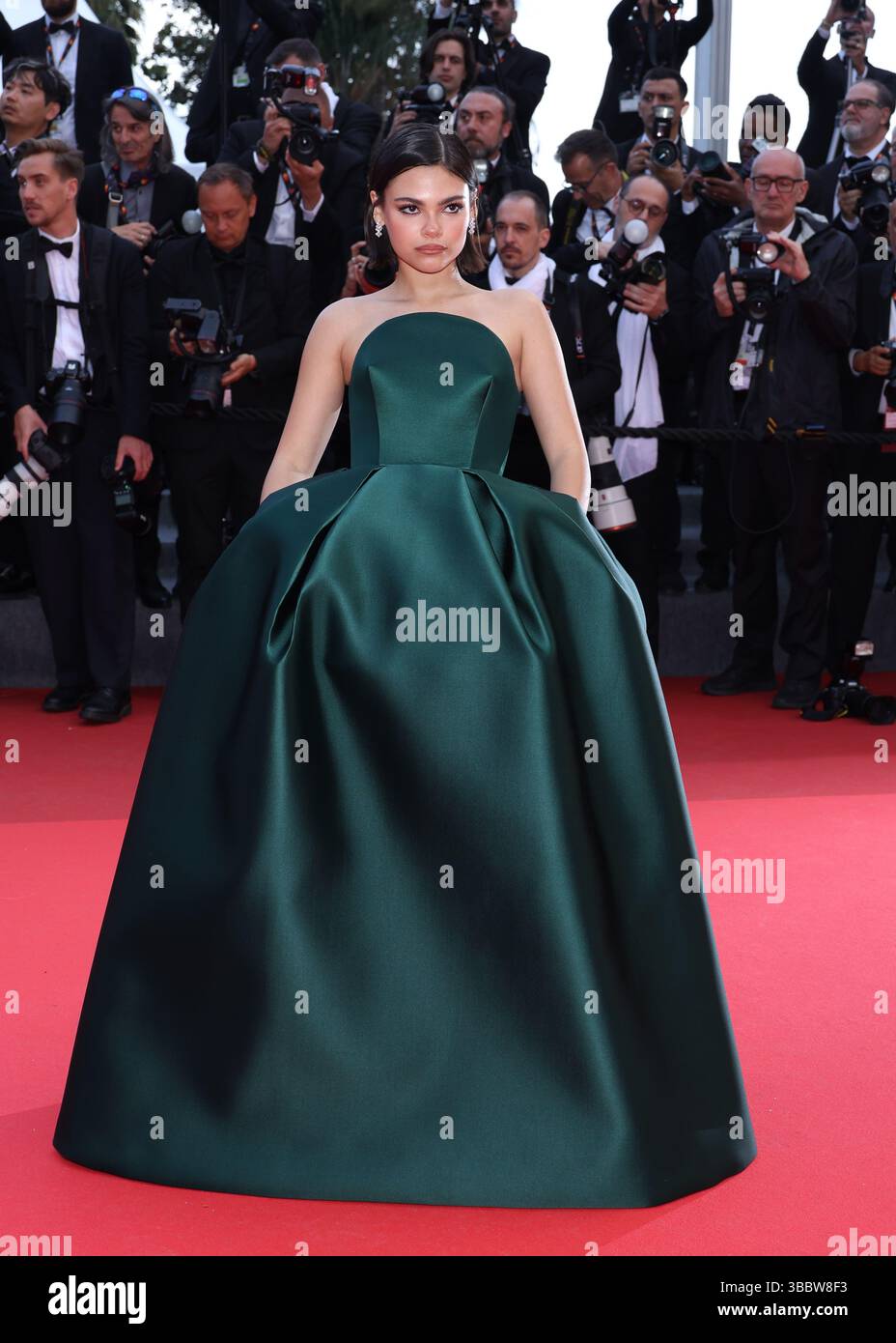 Cannes, France. 16 mai 2025. Ariana Greenblatt assiste au tapis rouge 'Eddington' au 78e Festival de Cannes au Palais des Festivals. (Photo par image Space/SOPA images/SIPA USA) crédit : SIPA USA/Alamy Live News Banque D'Images