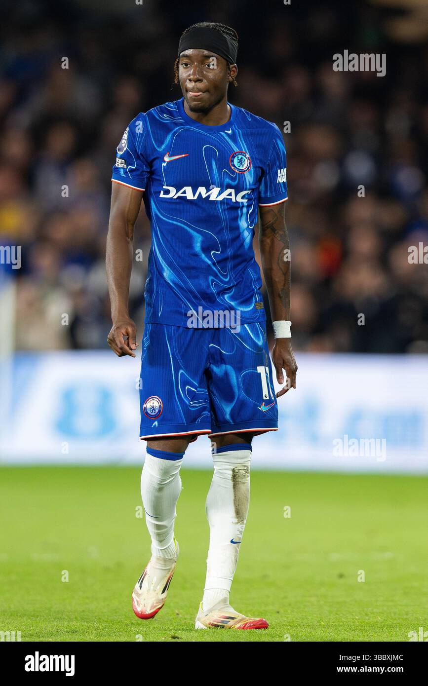 16 mai 2025 ; Stamford Bridge, Chelsea, Londres, Angleterre : premier League Football, Chelsea contre Manchester United ; Noni Madueke de Chelsea crédit : action plus Sports images/Alamy Live News Banque D'Images