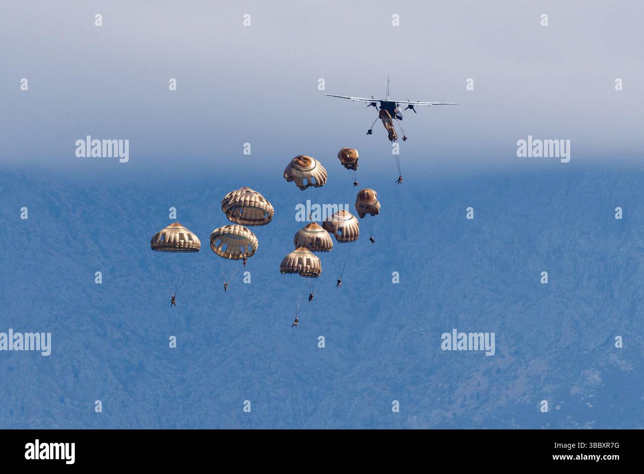 Combinaisons de parachutisme - France