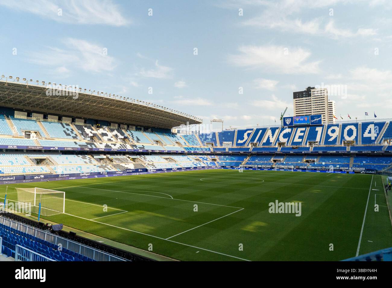 Malaga, Espagne. 17 mai 2025. Malaga, Espagne, 17 mai 2025 vue générale du stade la Rosaleda avant le match de Liga Hypermotion (segunda División) entre Málaga et Sporting de Gijón à l'Estadio la Rosaleda, Málaga, Espagne. (Andres Lopez Sheridan /SPP) crédit : SPP Sport Press photo. /Alamy Live News Banque D'Images