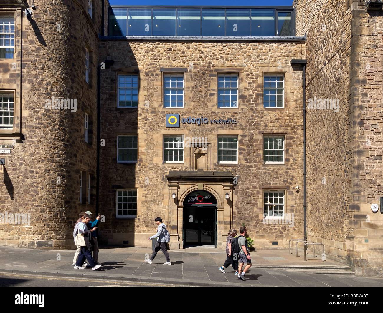 Adagio aparthotel, Canongate Royal Mile, Édimbourg, Écosse - Image de stock capturée avec un smartphone