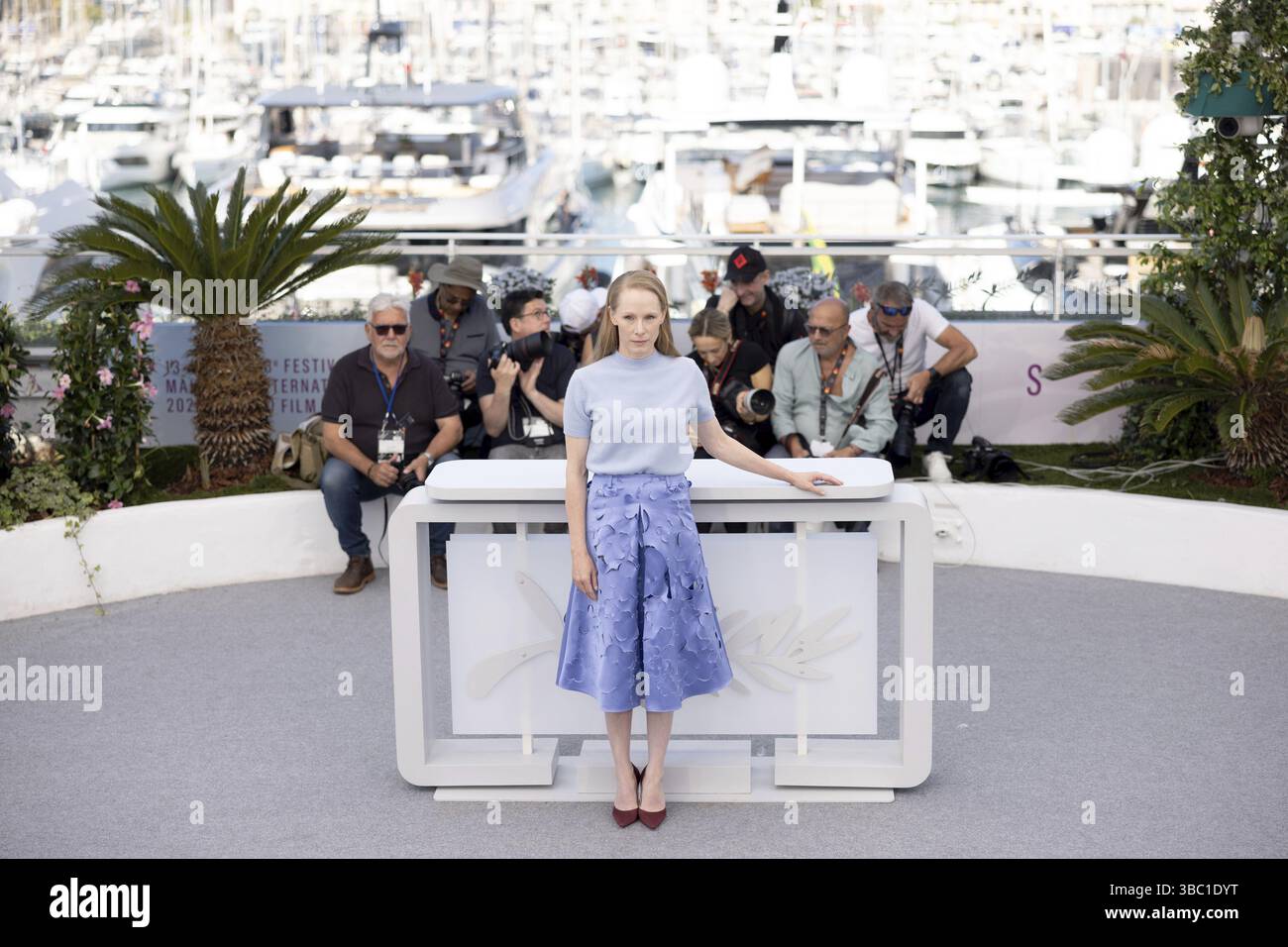 Cannes, France - 5,2024 : Susanne Wuest lors de l'appel photo pour SOUND OF FALLING au 78ème Festival International du film de Cannes. Le festival du film Banque D'Images