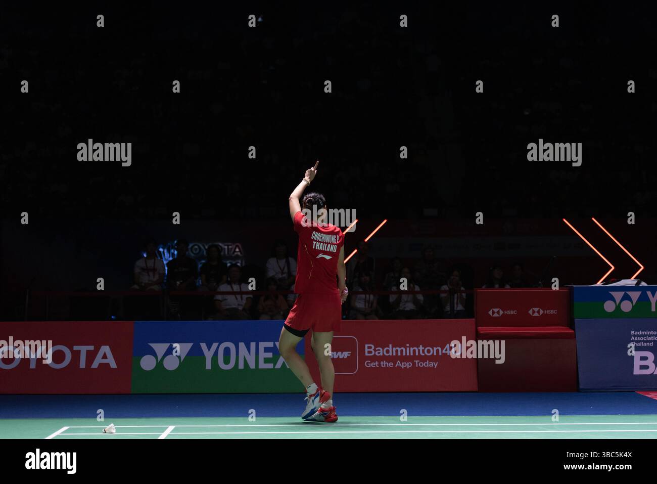 Pornpawee CHOCHUWONG, de Thaïlande, participe au match de finale en simple féminin contre CHEN Yu Fei, de Chine, lors du TOYOTA Thailand Open 2025. HSBC BWF World Tour Super 500 au stade Nimibutr le 18 mai 2025 à Bangkok, Thaïlande. (Photo de Teera Noisakran/Sipa USA) crédit : Sipa USA/Alamy Live News Banque D'Images