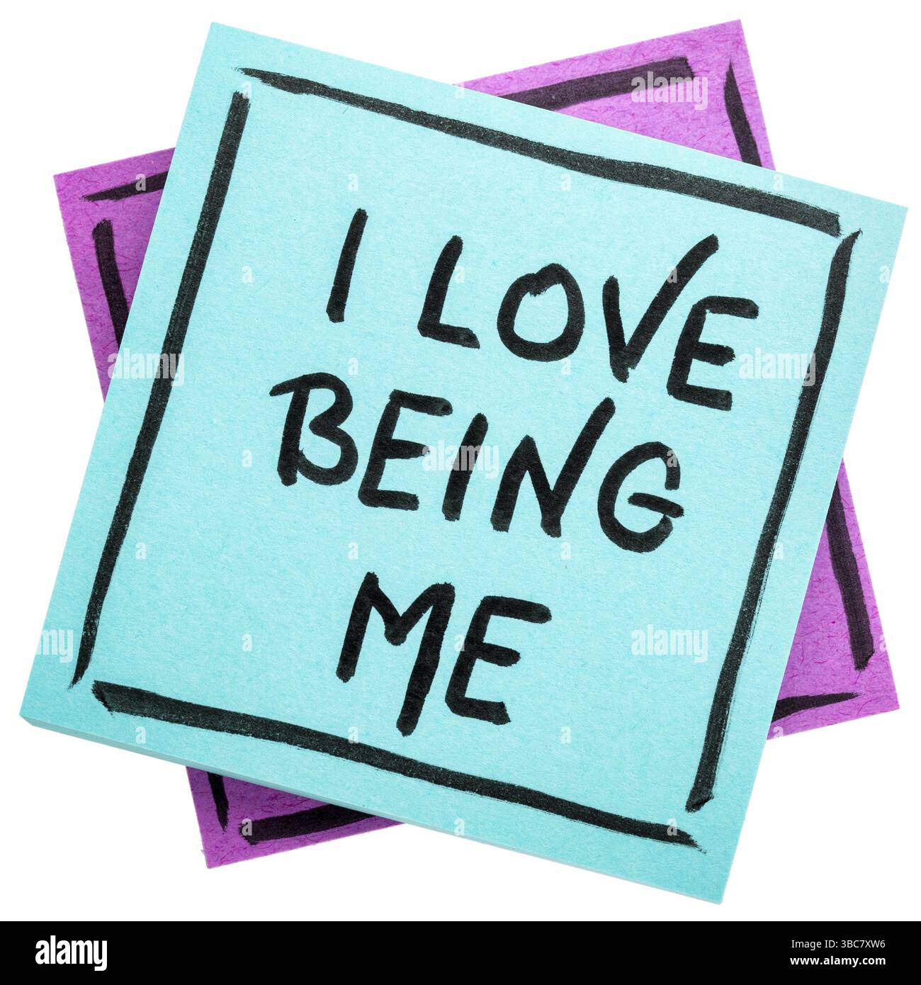 J'adore être moi - une affirmation positive - écriture sur une note adhésive isolés Banque D'Images