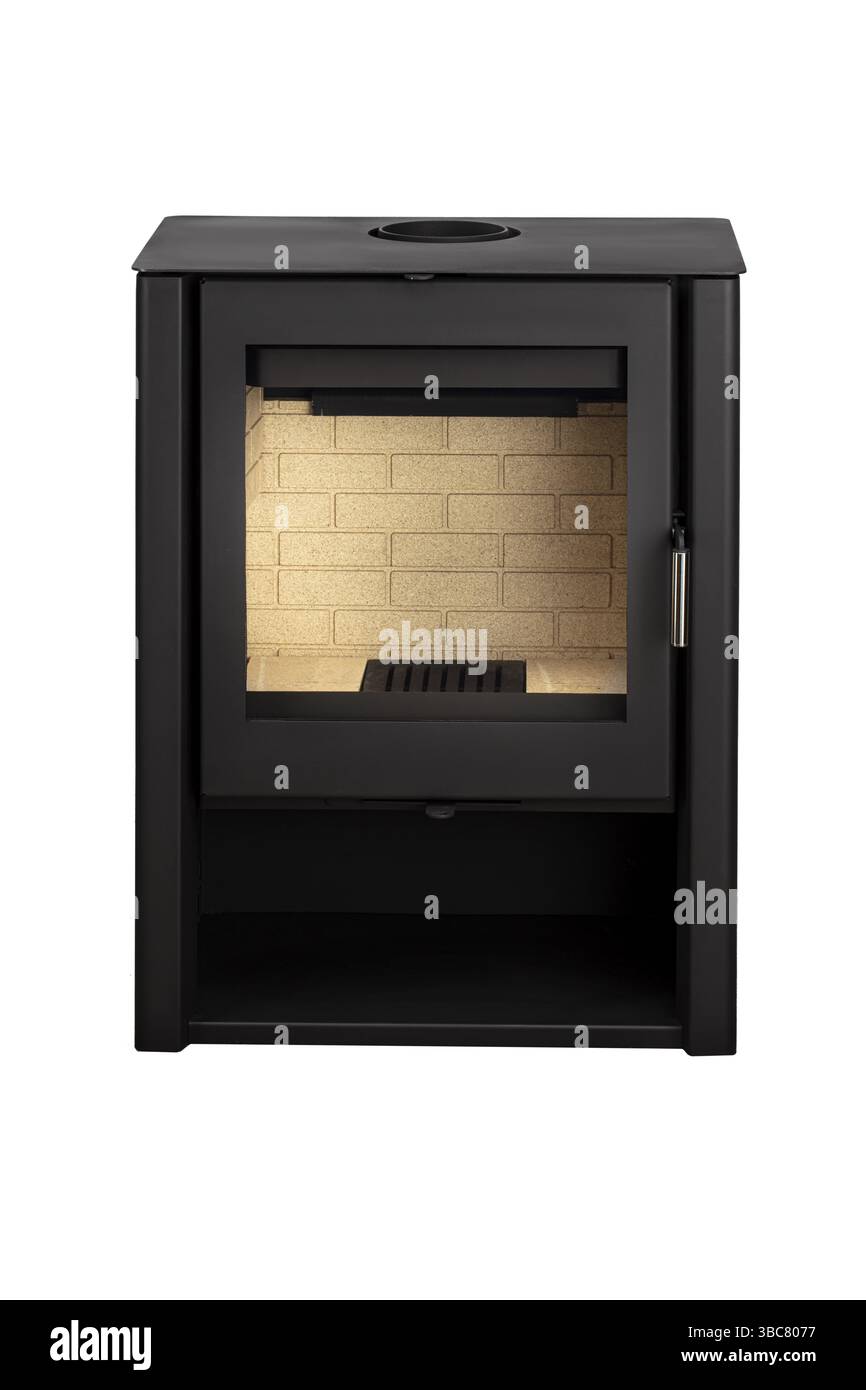 Cheminées modernes pour le chauffage en métal et verre résistant à la chaleur. Chaudière pour combustibles solides sur fond blanc Banque D'Images