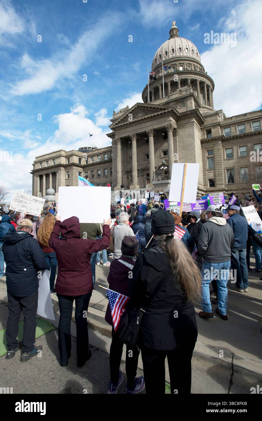 Rassemblement anti-Trump à Boise Idaho le 17 mars 2025 Banque D'Images
