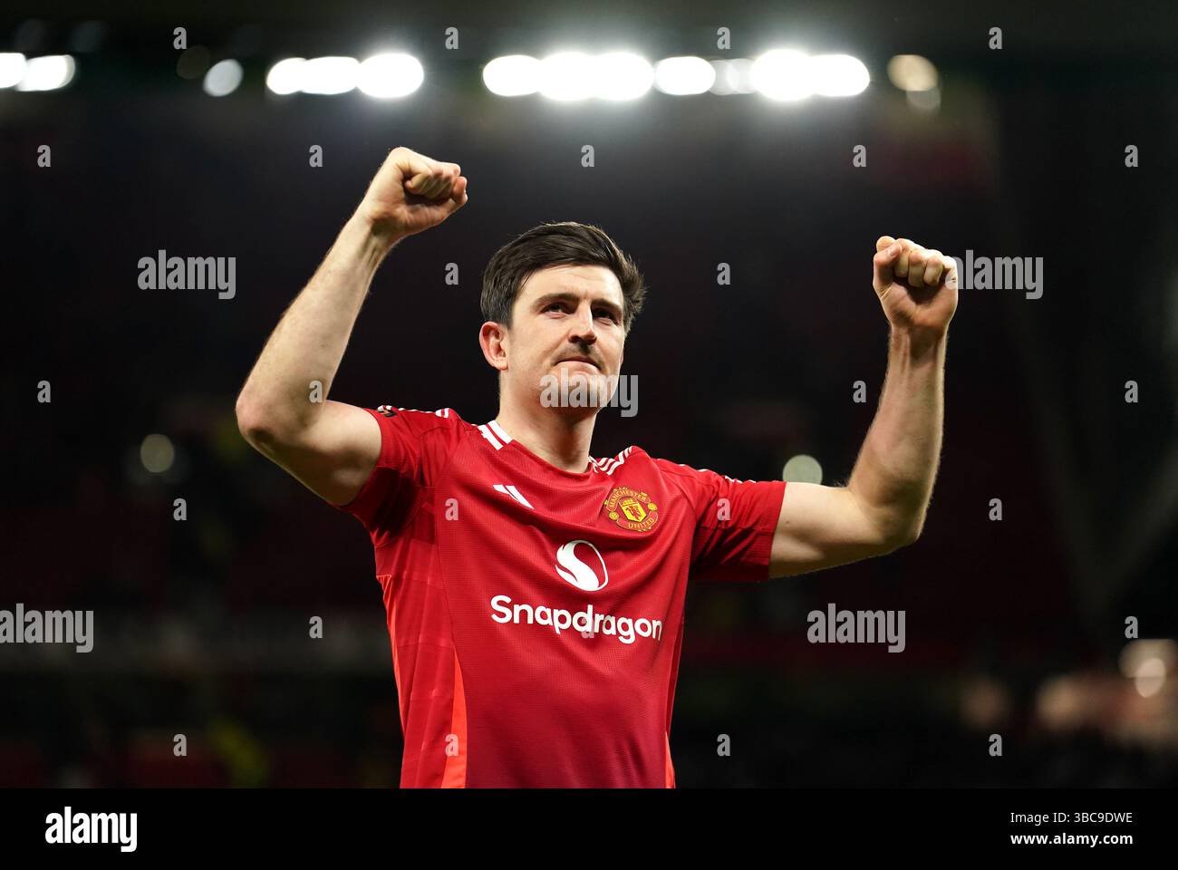 Photo du 17-04-2025 de Harry Maguire de Manchester United. Les hommes d'Amorim ont creusé profondément comme pénalité de Fernandes ont été suivis par l'excellent niveleur de 120e minute de Kobbie Mainoo et la tête de match gagnante de Maguire quelques instants plus tard. Date d'émission : lundi 19 mai 2025. Banque D'Images