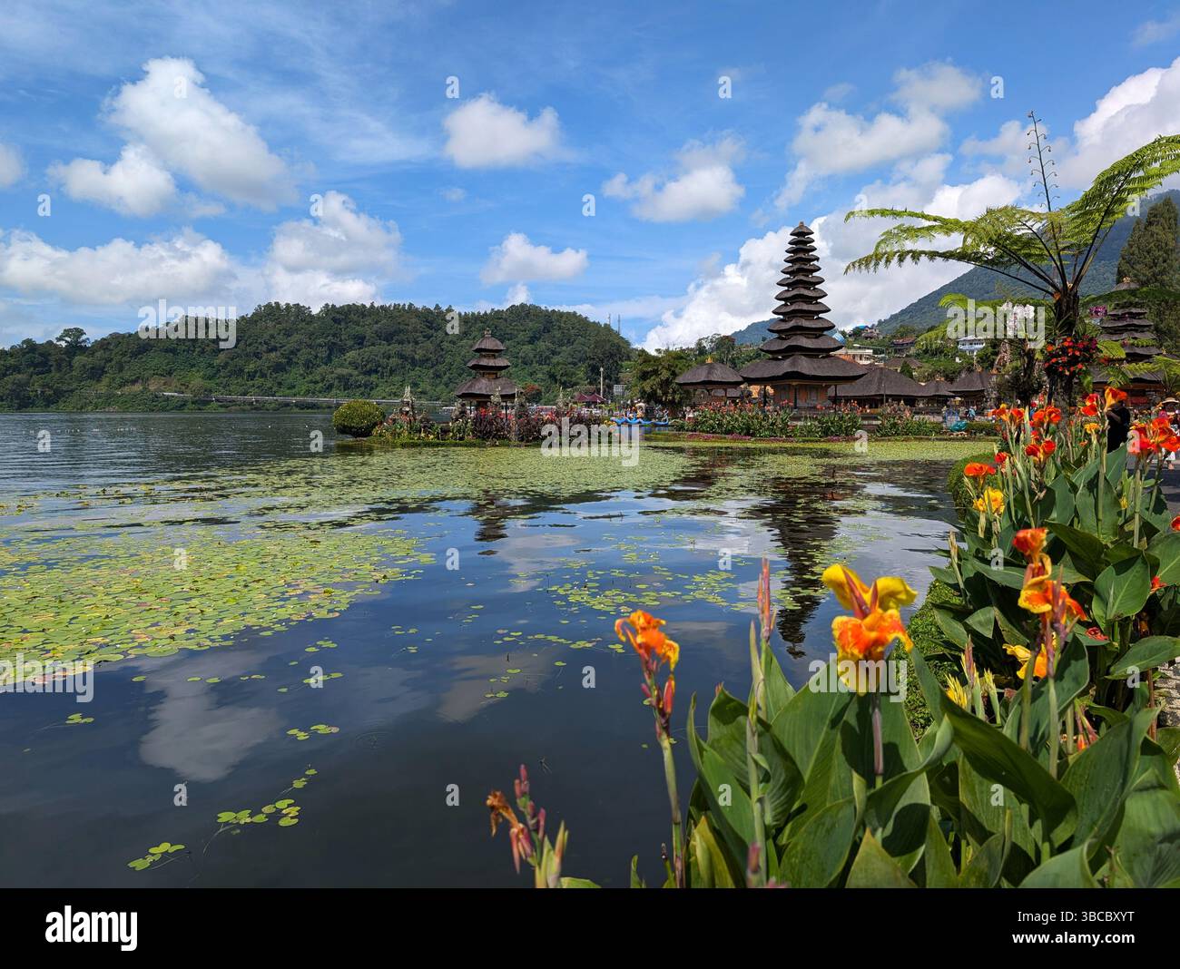 Pura Ulun Danu Beratan, ou Pura Bratan est un temple shaivite hindou à Bali, en Indonésie Banque D'Images