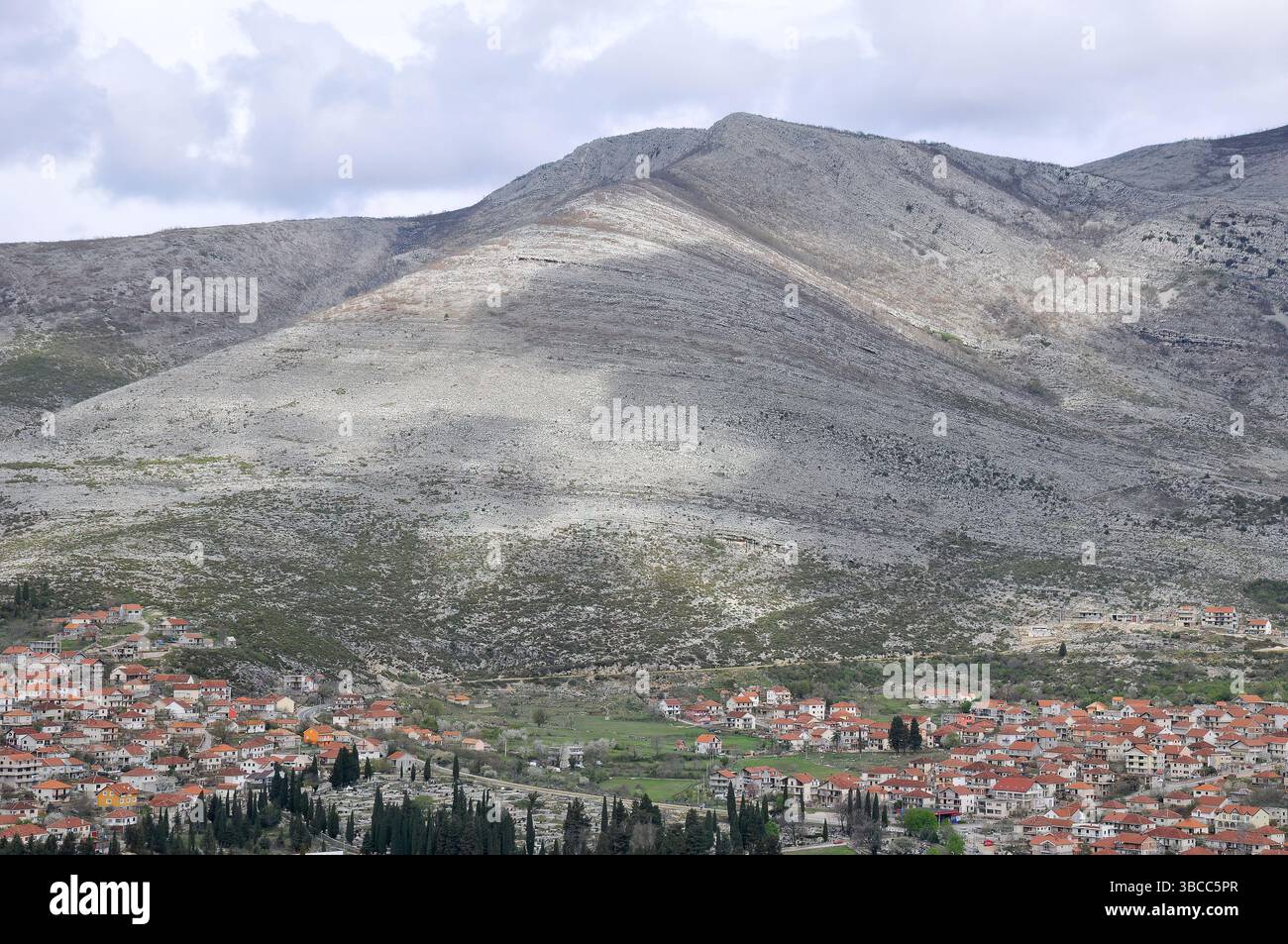 Vue de Trebinje, Bosnie-Herzégovine, Bosna i Hercegovina, Europe Banque D'Images