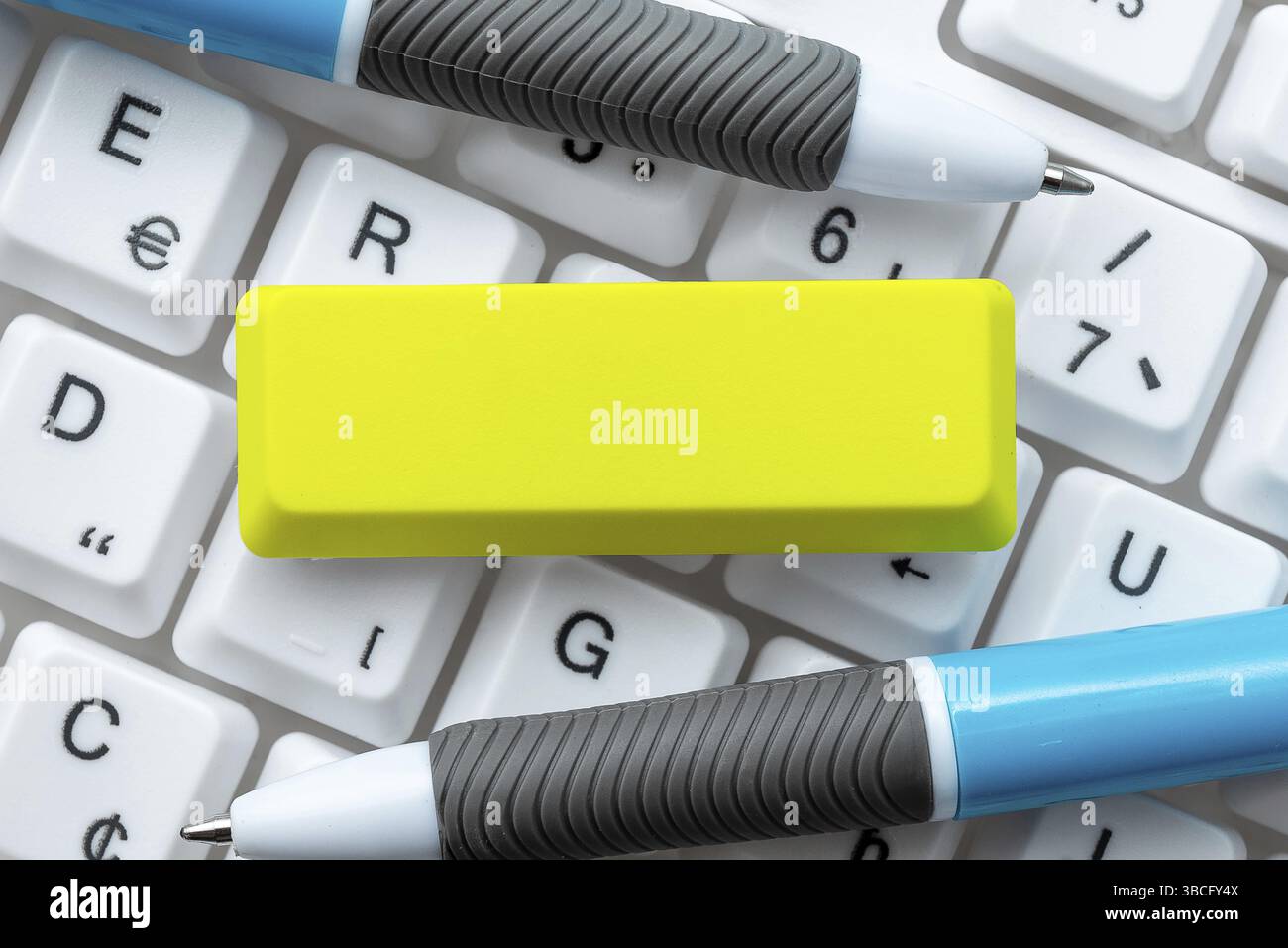 Saisie des dossiers et rapports de l'hôpital, création d'un nouveau programme de lecture de livres électroniques Banque D'Images