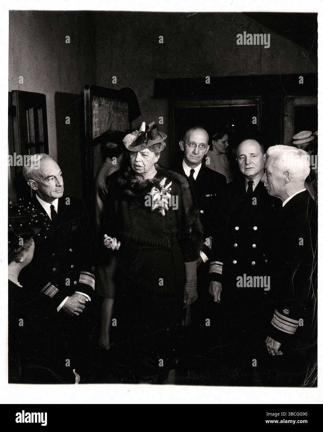 Eleanor Roosevelt à Top Cottage sur le National Institute of Health Bethesda Campus 1 - document historique, photographe inconnu Banque D'Images