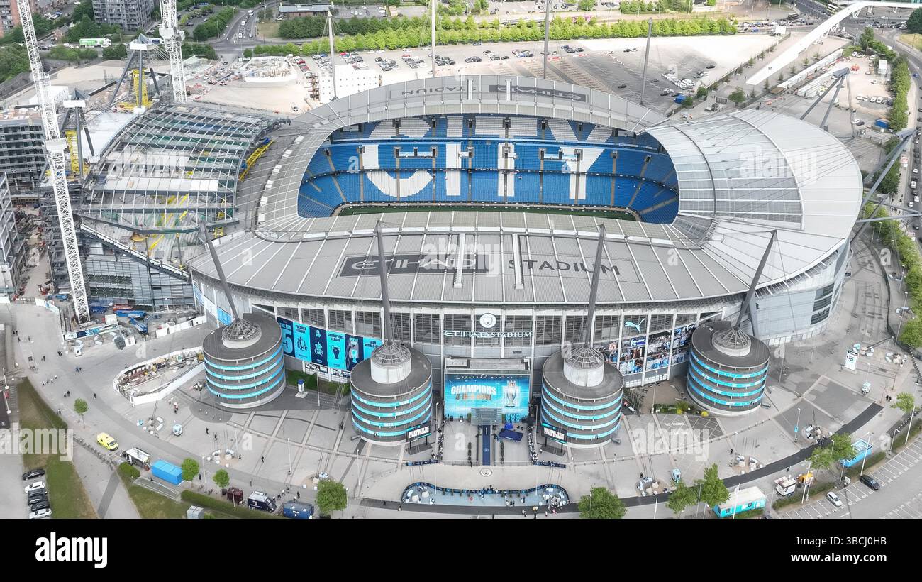 Une vue aérienne du stade Etihad et de la nouvelle construction de North Stand lors du match de premier League Manchester City vs Bournemouth à l'Etihad Stadium, Manchester, Royaume-Uni, le 20 mai 2025 (photo Mark Cosgrove/News images) Banque D'Images